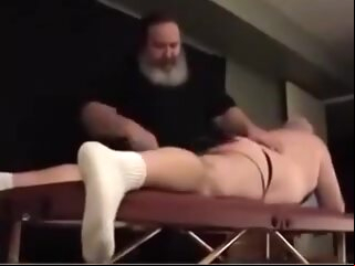 massage mandy Howard - Bruin spanking bear